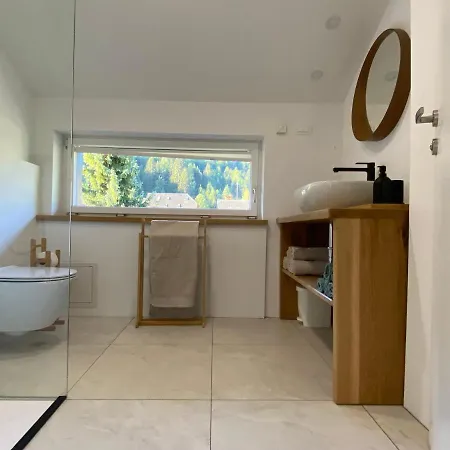 Zidana Marela - Attic With A View Apartment Kranjska Gora