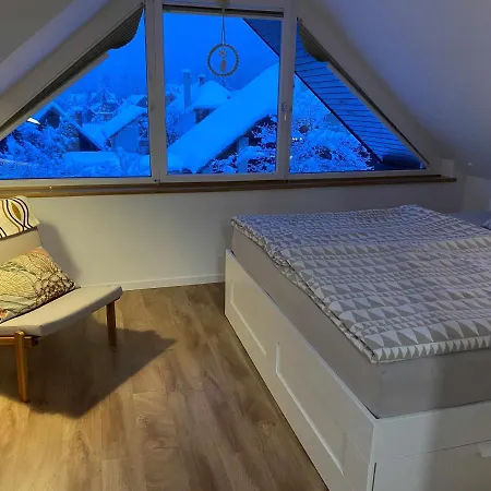 アパート Zidana Marela - Attic With A View